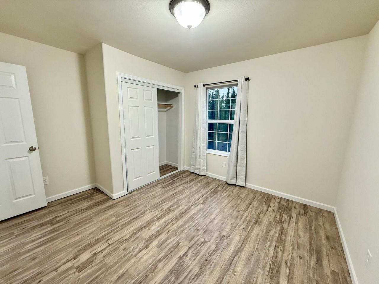 520 Ames Road - Photo 6 of 14