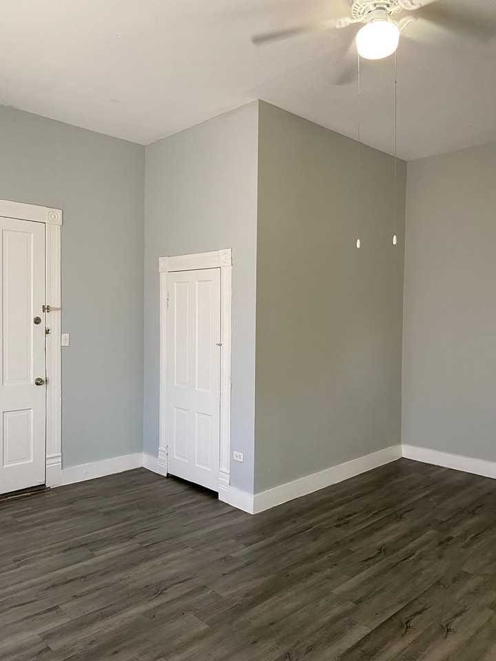 1318 Willow #6 - Photo 2 of 8