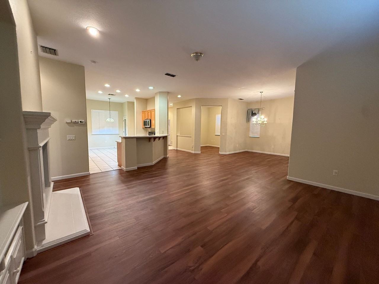 2713 Robinson Creek Ln - Photo 7 of 15