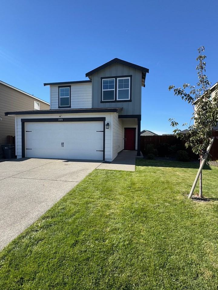 2974 Longhorn Loop - Photo 2 of 34