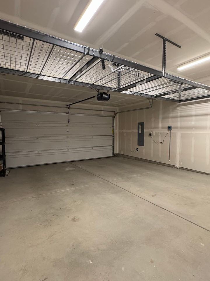 2974 Longhorn Loop - Photo 5 of 34