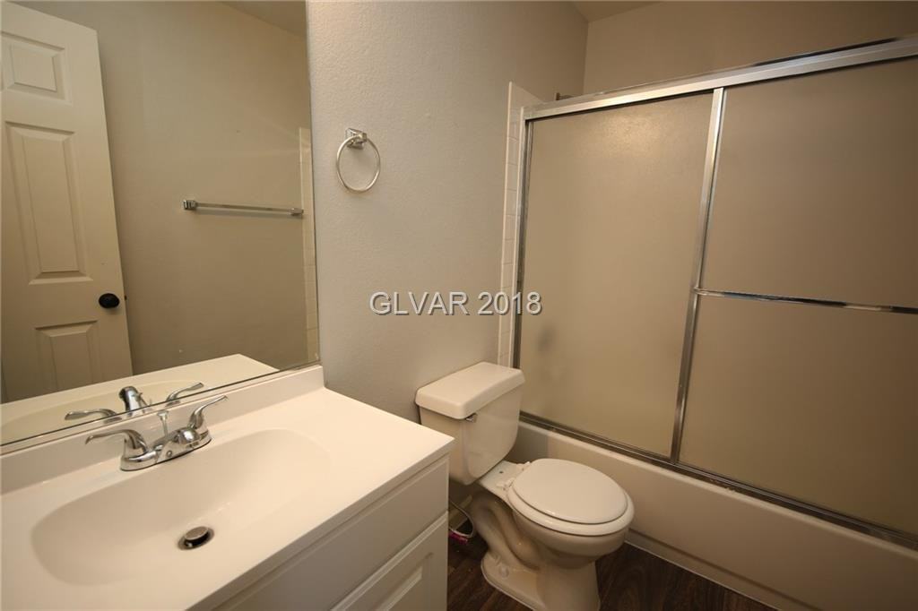 5380 Angler Cir #203 - Photo 5 of 8