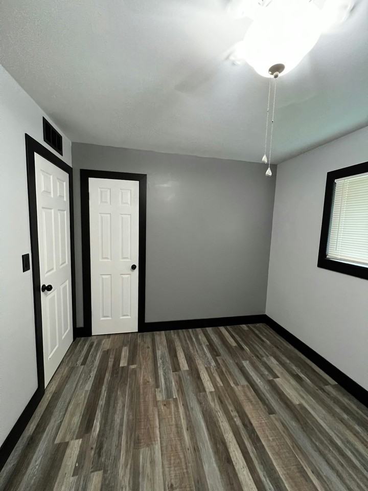 1602 Jay Street - Photo 7 of 21