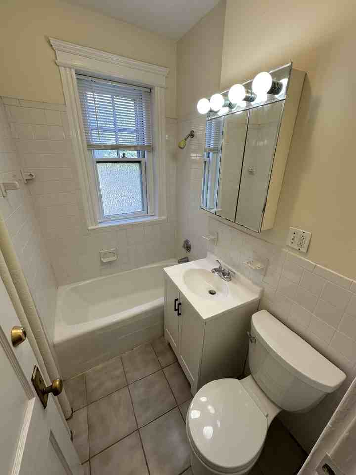 37 Wendell Street - Photo 3 of 16