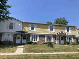 featured image of 390 Woodland Ave