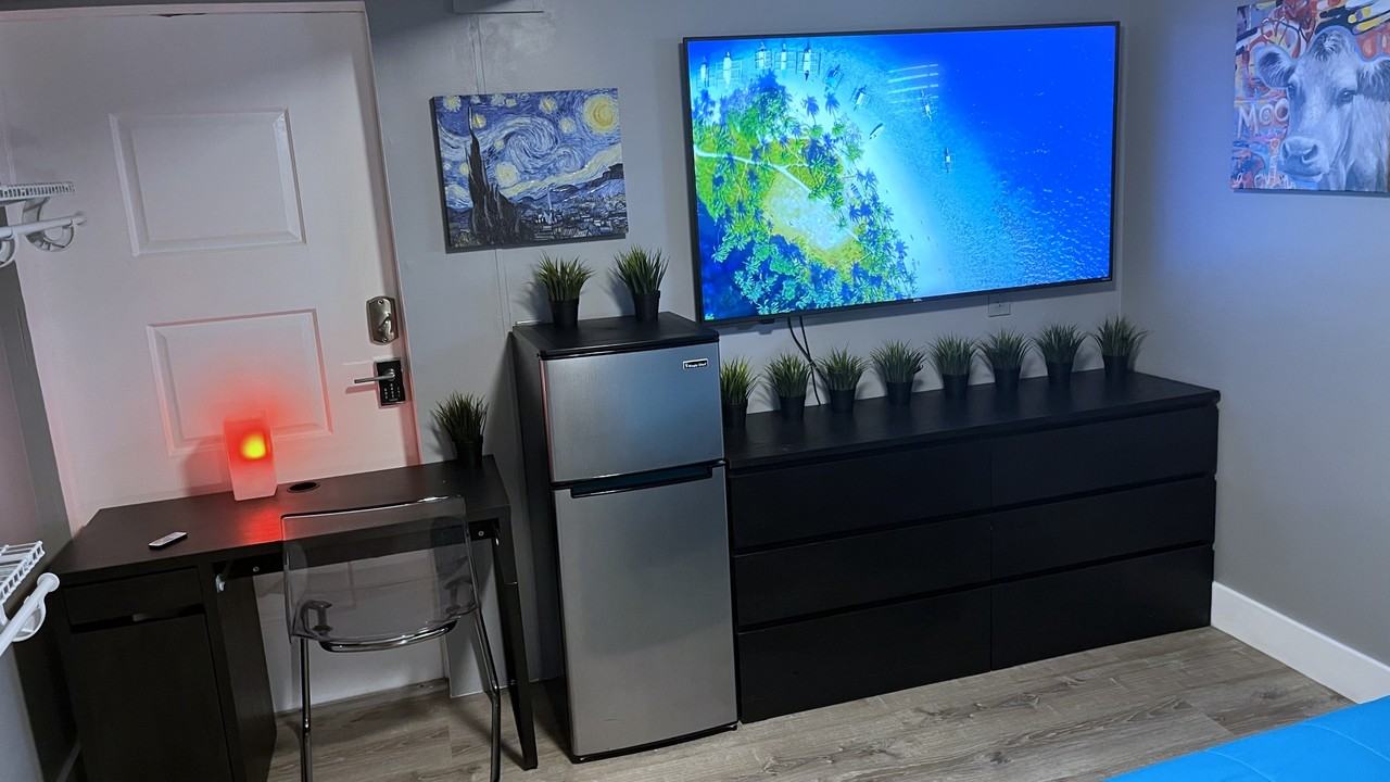 1507 South John Young Parkway - Photo 3 of 50