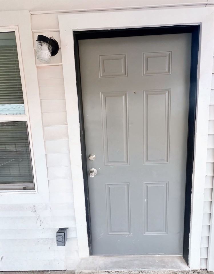 5438 40th Street - Photo 2 of 41