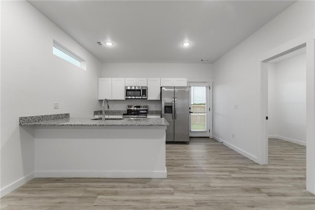 751 St Charles Pl - Photo 7 of 24