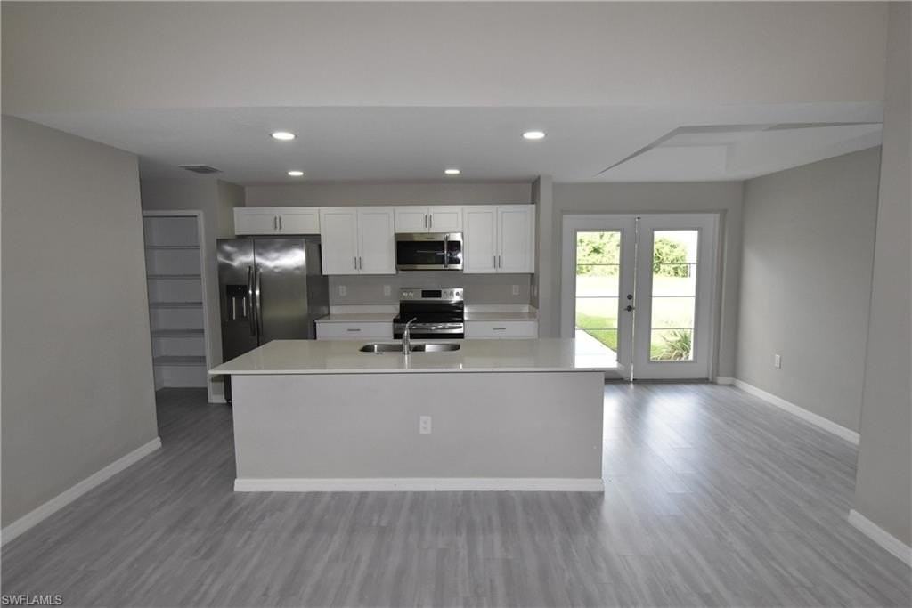 212 Antis Drive - Photo 3 of 28