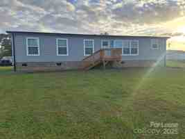 featured image of 322 Car Farm Rd