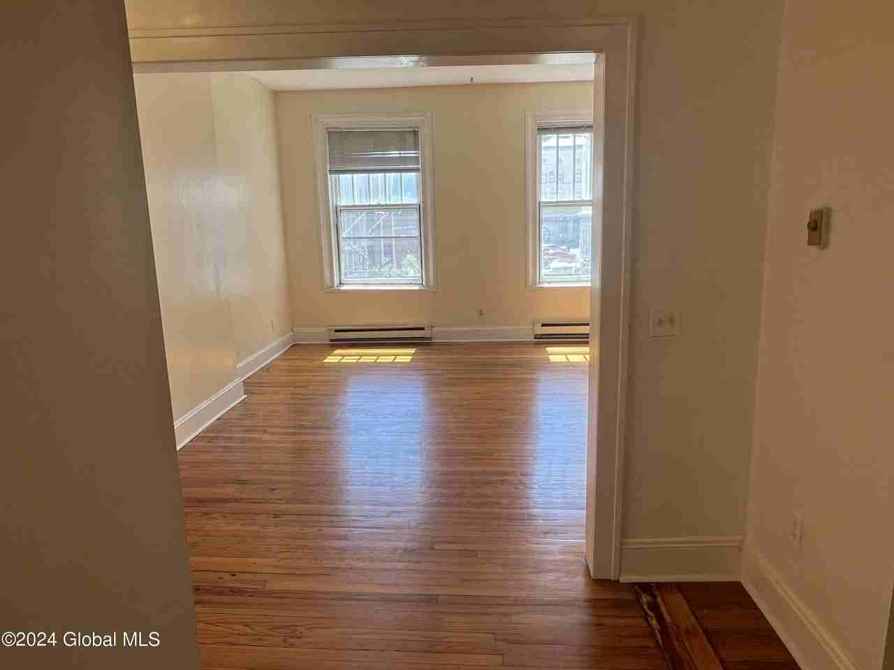 91 Columbia St Apt 3f #3F - Photo 5 of 9