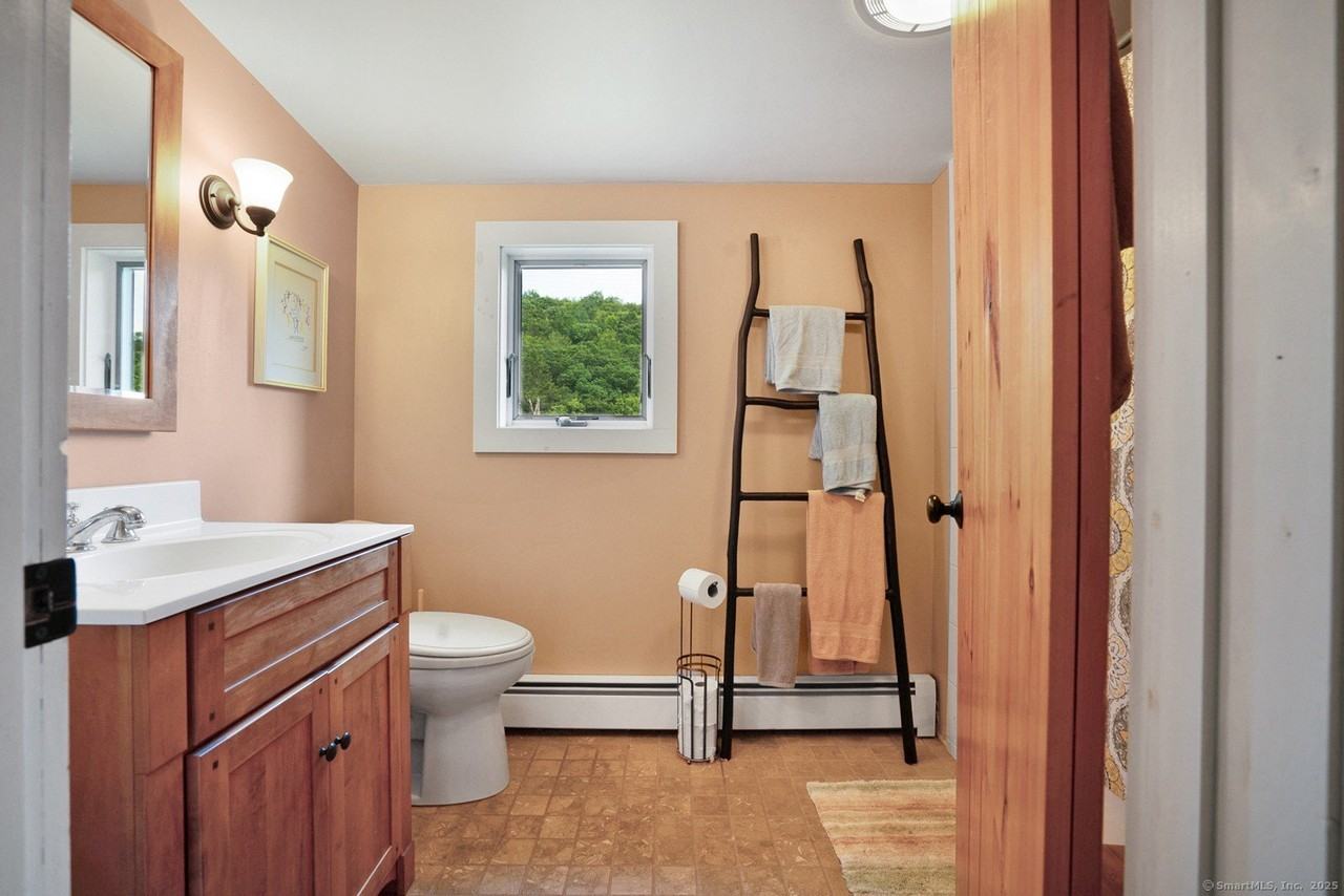 2 Valley Rd - Photo 6 of 32