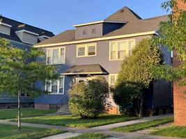 featured image of 1822 1/2 John Ave