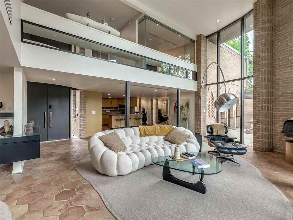 3404 Partridge Rd - Photo 7 of 50