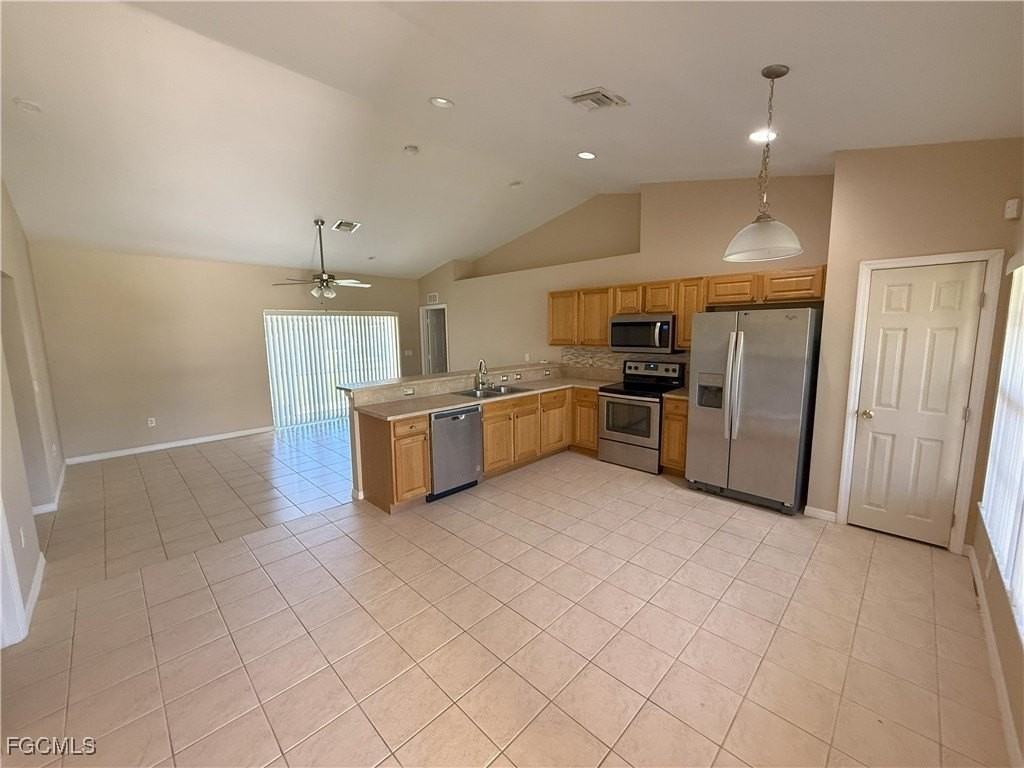 13441 Caribbean Blvd - Photo 4 of 11