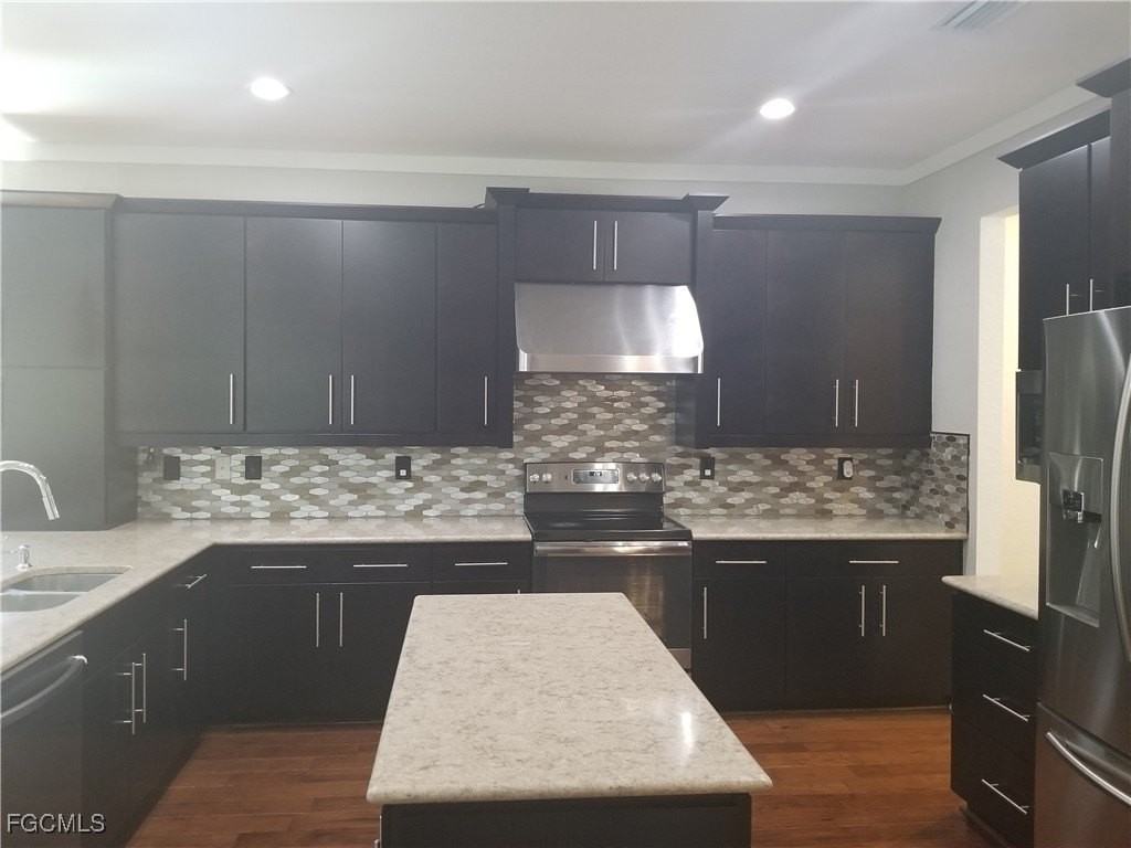 11651 Oakwood Preserve Pl - Photo 7 of 50