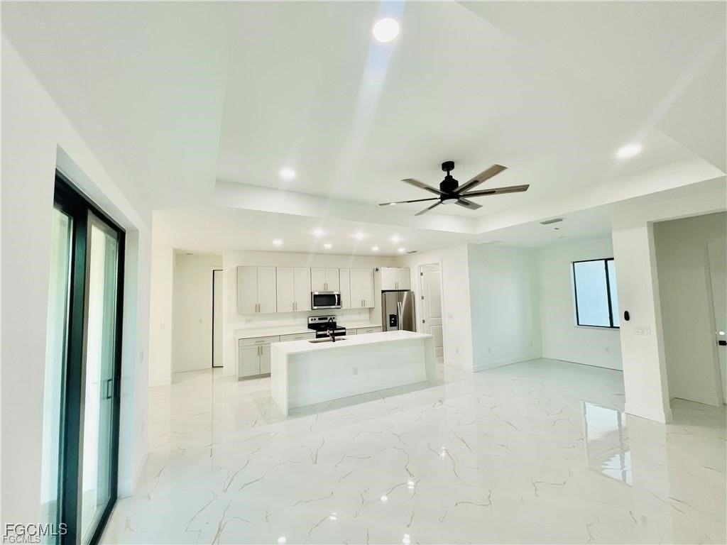 2200 Nw 4th Ter - Photo 4 of 21