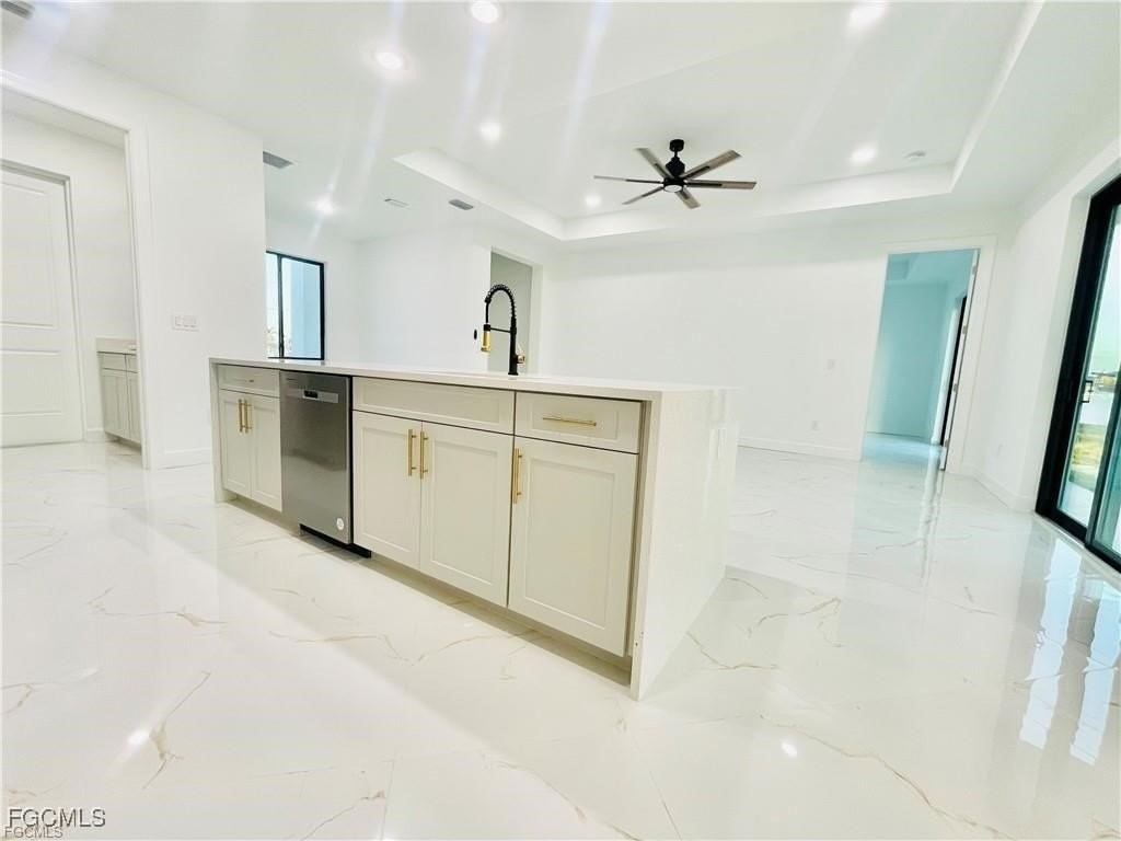 2200 Nw 4th Ter - Photo 5 of 21