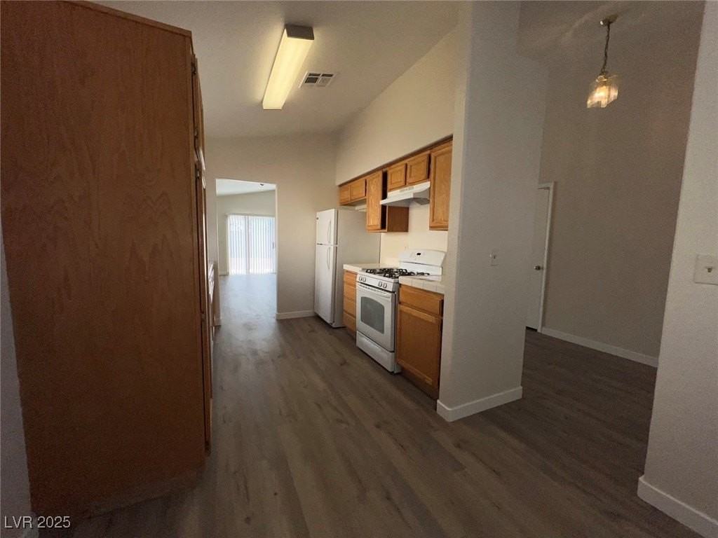 635 Delorean Drive - Photo 3 of 22