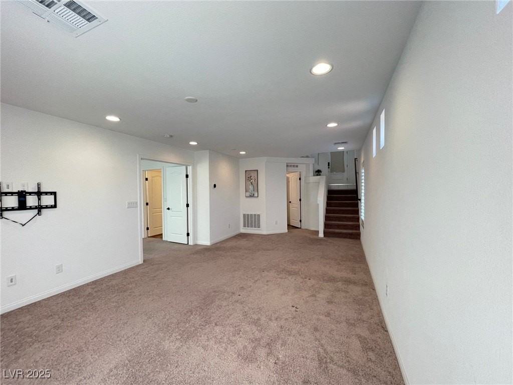 7008 Steele Canyon St - Photo 4 of 33