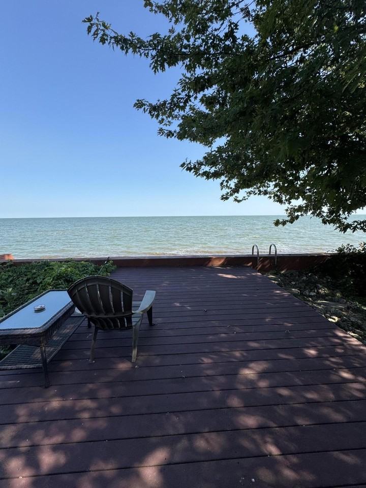 13512 Venetian Dr - Photo 4 of 36