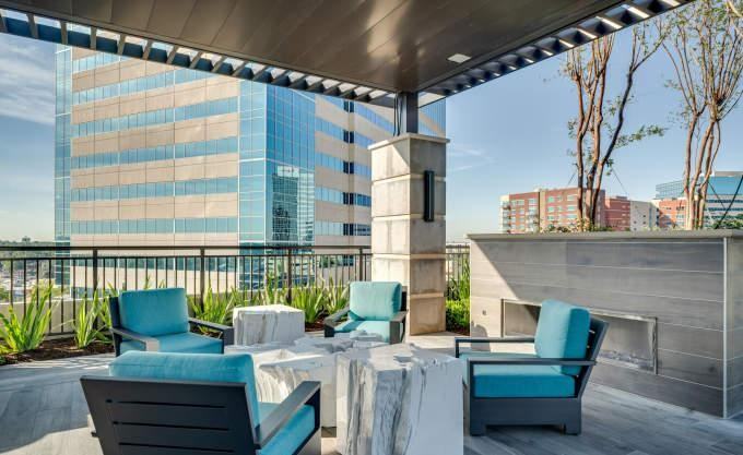 9757 Katy Fwy - Photo 5 of 10