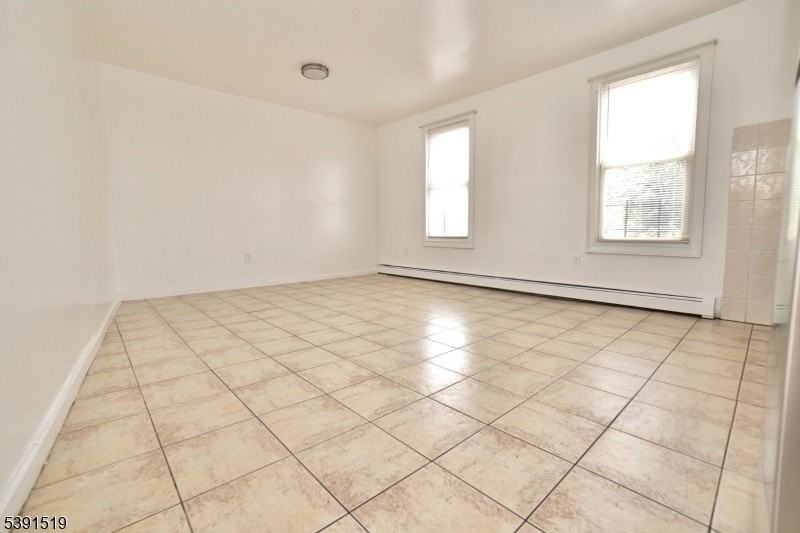 75 Mill St 2nd Fl #2 - Photo 3 of 12