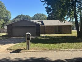 featured image of 101 Royal Ln