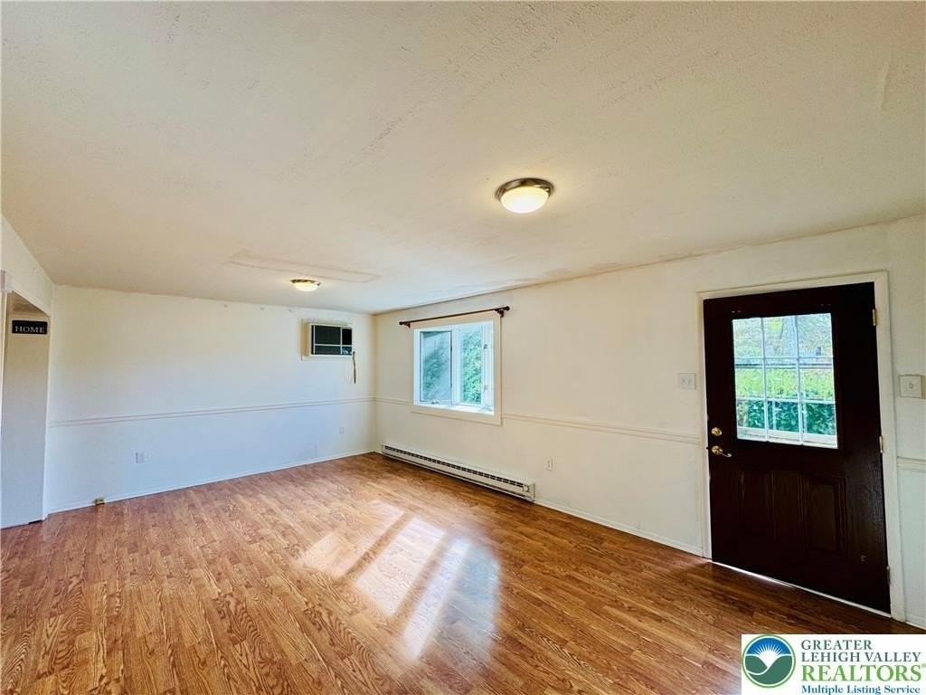 2915 Norton Ave - Photo 4 of 24