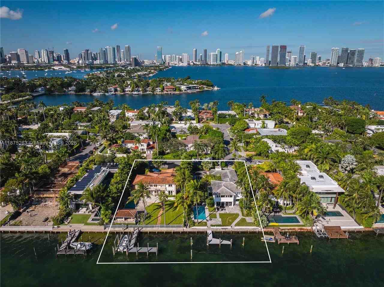 617/625 E Dilido Dr - Photo 2 of 40