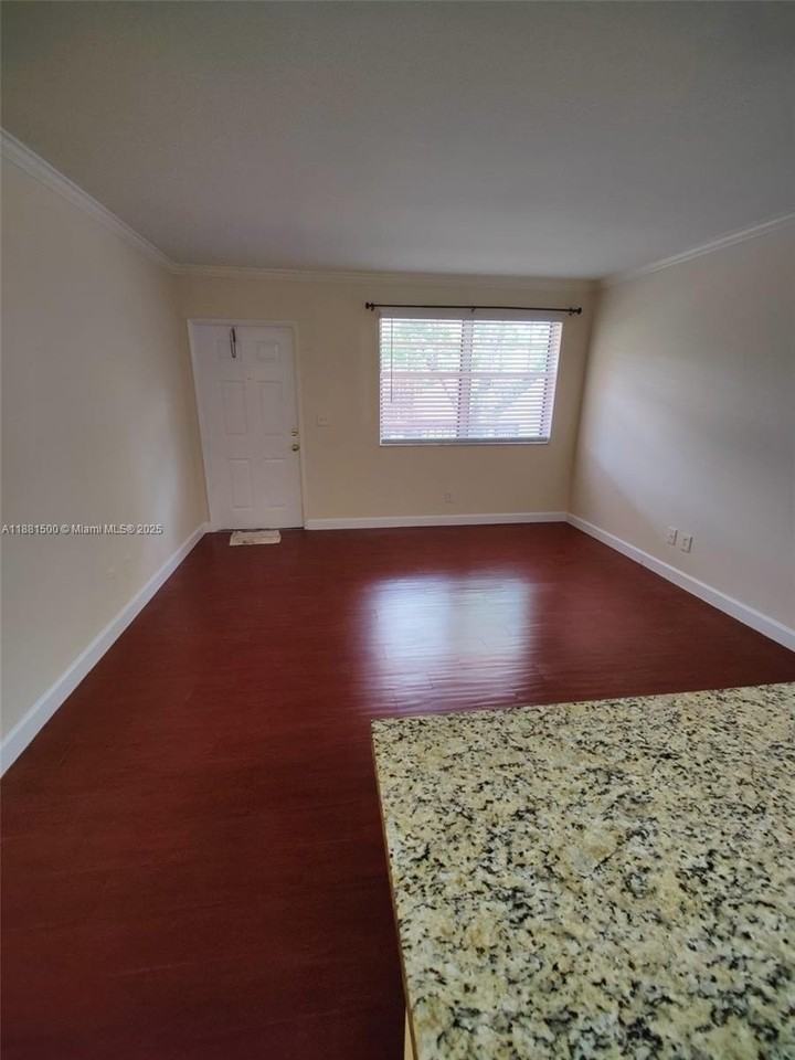 786 Northwest 103rd Terrace #202 - Photo 5 of 10