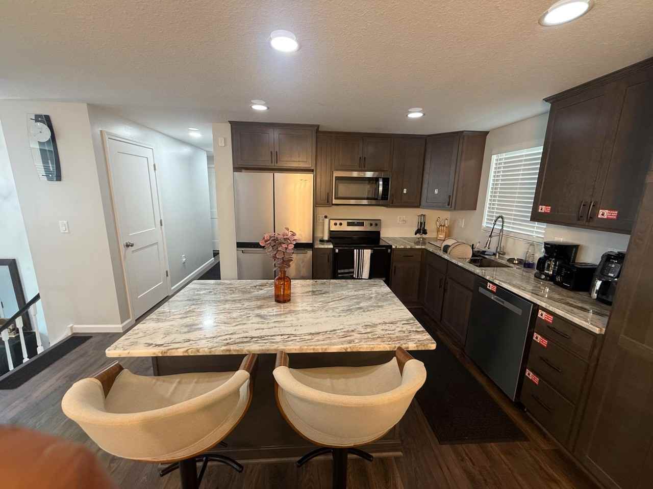 Pheasant Hollow Dr - Photo 3 of 6