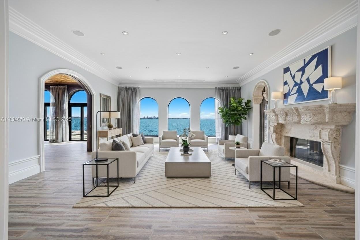 1331 Bay Terrace - Photo 3 of 50