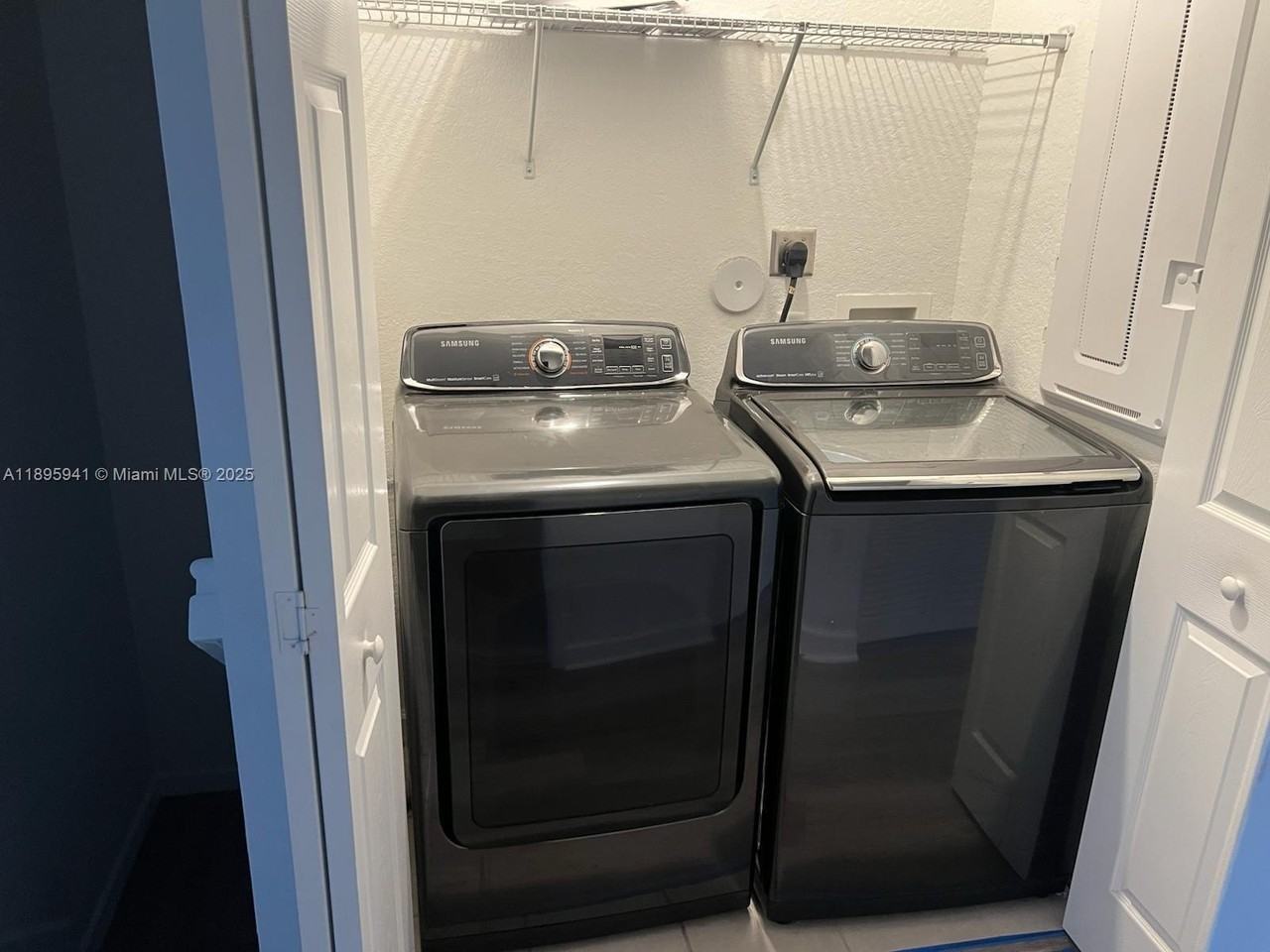 12738 Sw 230th Ter - Photo 5 of 16