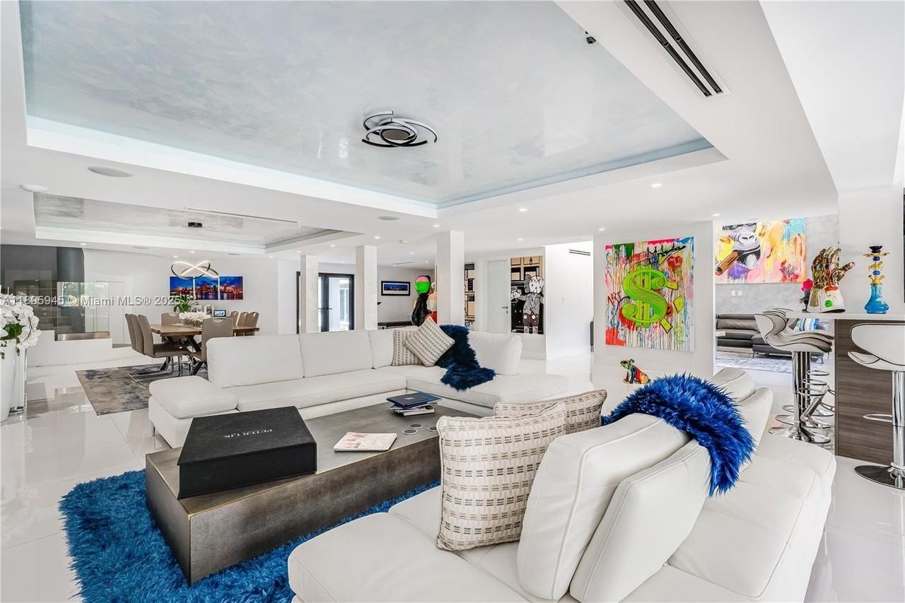 11531 Sw 93rd St - Photo 7 of 50