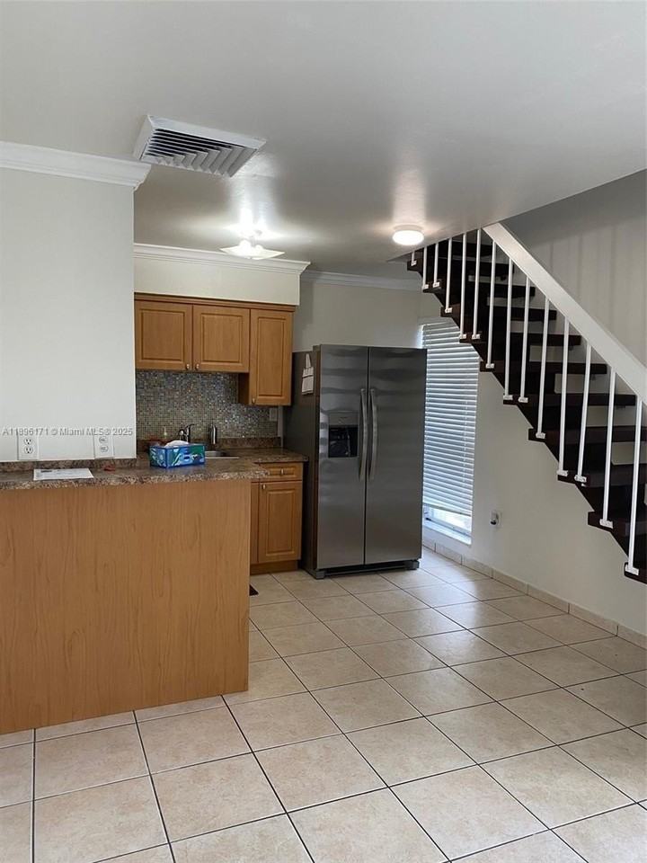 3901 Southwest 109th Avenue #9C - Photo 3 of 12