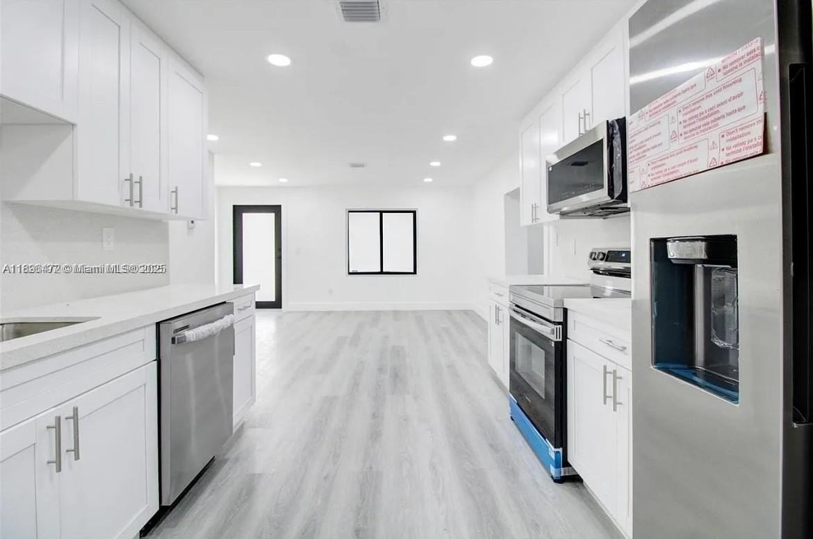 13885 Nw 5th Ave - Photo 2 of 14