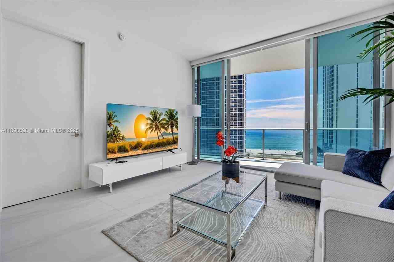 17550 Collins Ave #1003