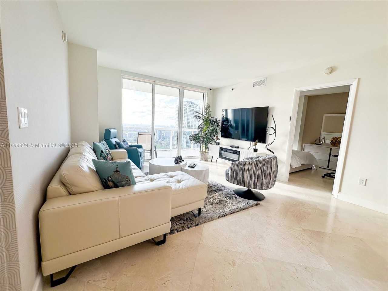 1850 S Ocean Dr #3308 - Photo 5 of 50