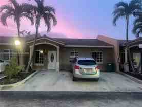 7667 Nw 182nd Ln #805 - Photo 1 of 1