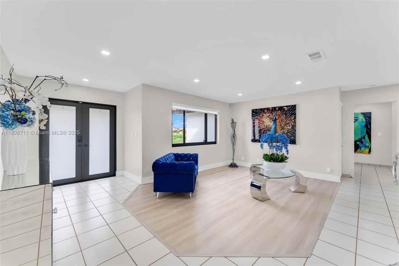 1417 Sw 139th Ave #1417 - Photo 5 of 27