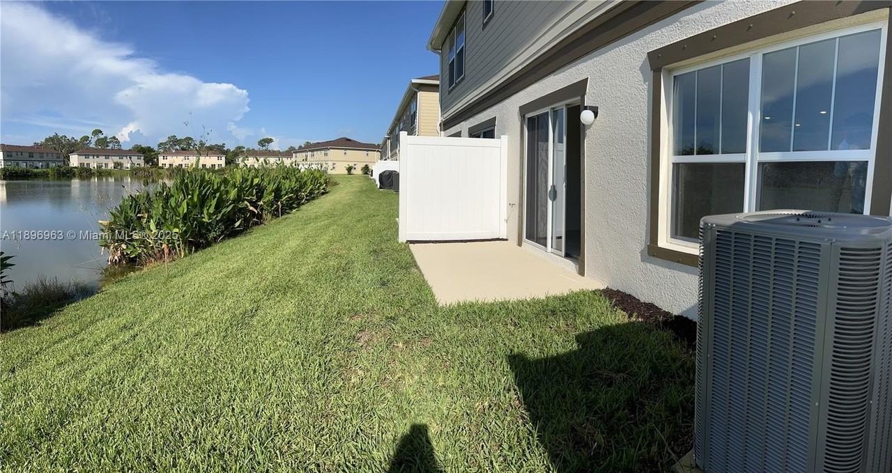 15031 Caspian Tern Ct #105 - Photo 6 of 24