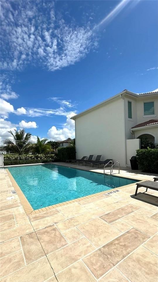 4316 Nw 113th Ct #4316 - Photo 2 of 18