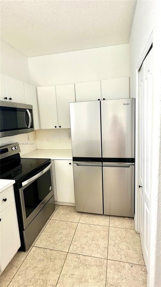 4316 Nw 113th Ct #4316 - Photo 4 of 18