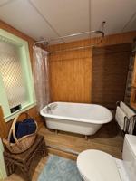 featured image of 529 Valley Rd