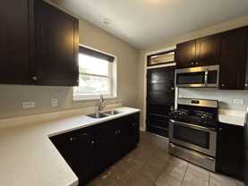 2734 N Campbell Ave #2R - Photo 1 of 1