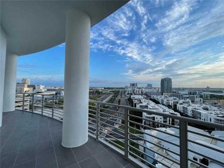 449 S 12th St #1401 - Photo 2 of 50