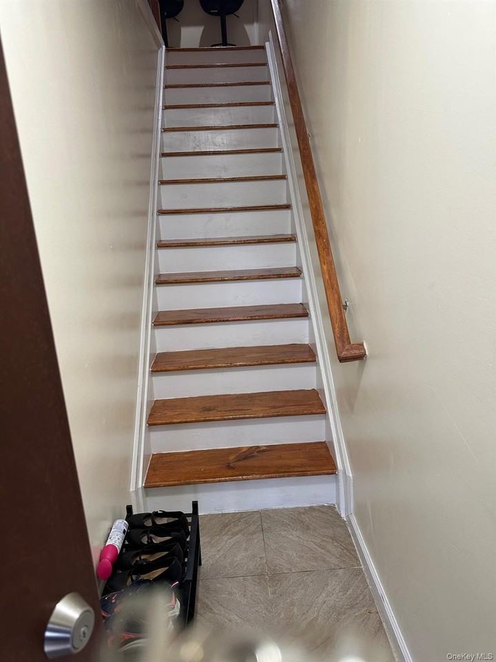 11432 168th St #2 - Photo 2 of 18