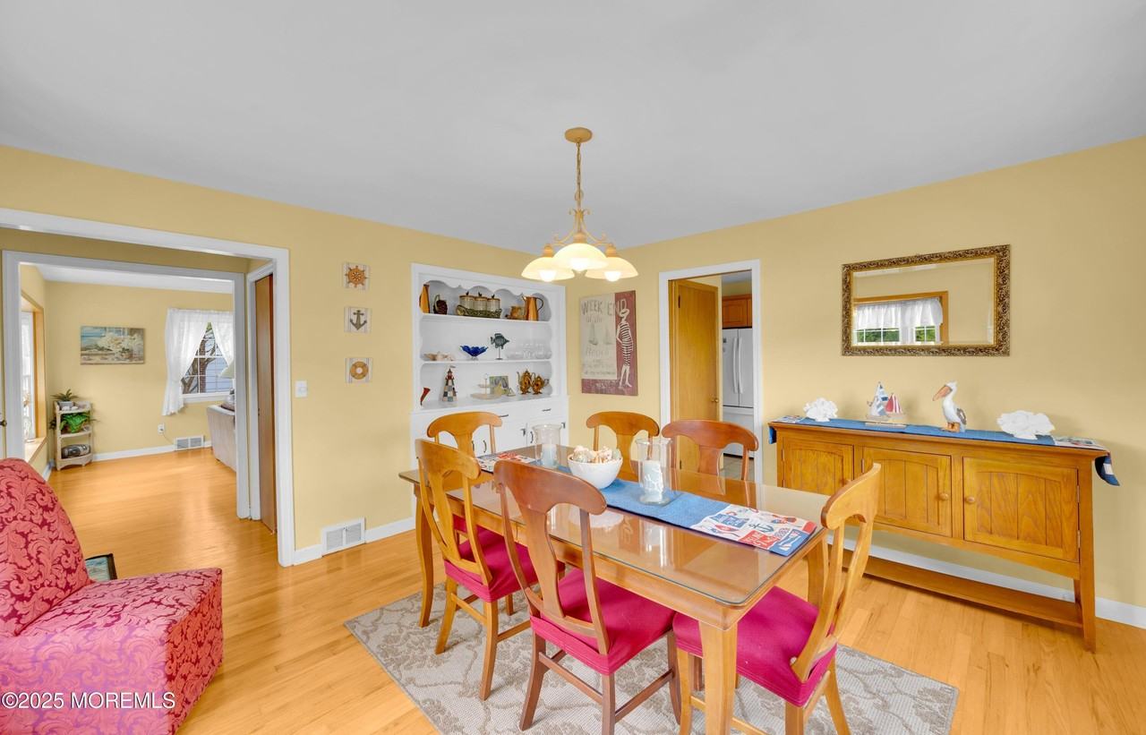 2203 3rd Ave - Photo 5 of 27