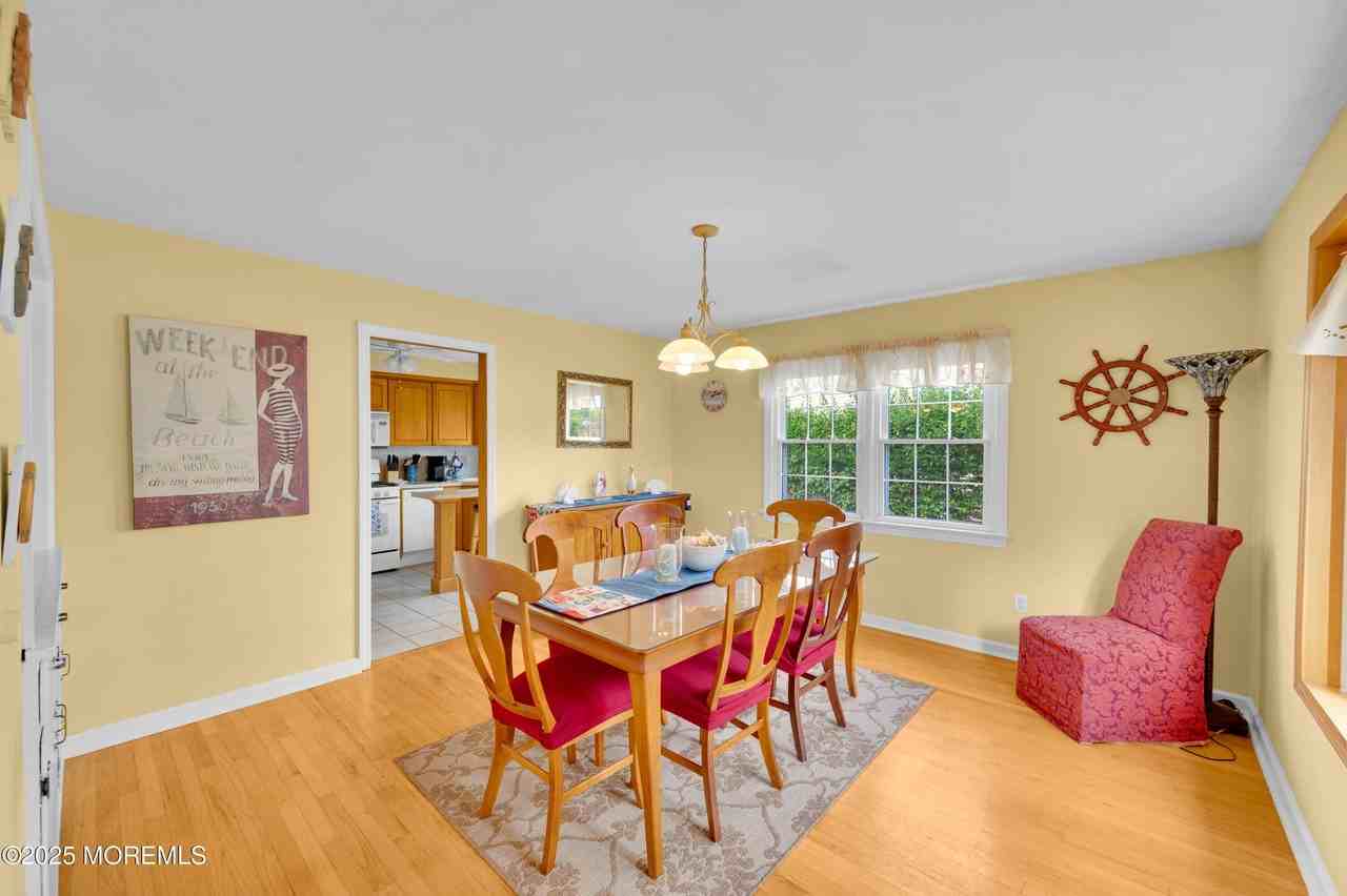 2203 3rd Ave - Photo 6 of 27